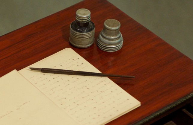 Hearn's favorite pen and ink bottle (collection of Lafcadio Hearn Memorial Museum)